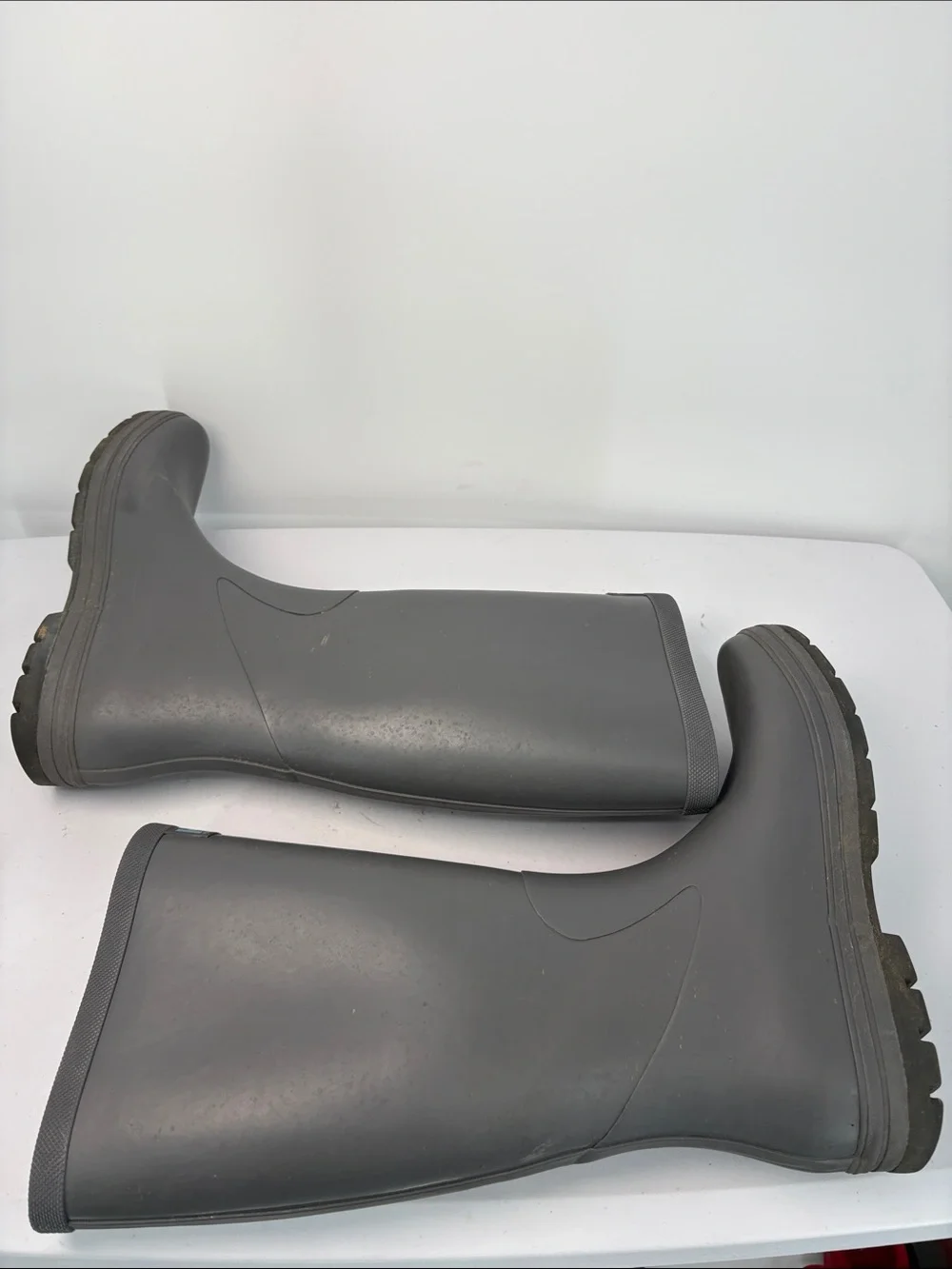 🪃 Helly Hansen Veierland 2 Matte Gray Tall Rain Boots with Light Blue Logo